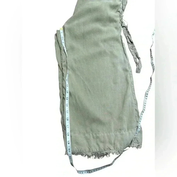 Anthropologie Cloth & Stone Strapless Frayed Cropped Jumpsuit - Size L - Picture 16 of 16